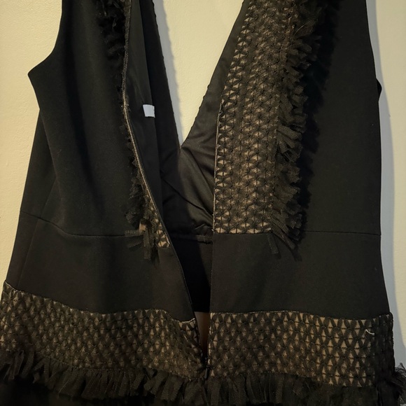 Tadashi Shoji Black Plunge Neck Tiered Ruffle Mini Cocktail Dress - Picture 11 of 13